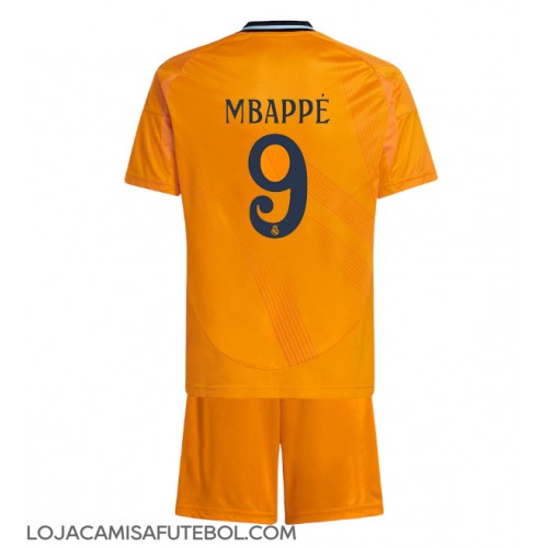 Camisa de Futebol Real Madrid Kylian Mbappe #9 Equipamento Secundário Infantil 2024-25 Manga Curta (+ Calças curtas)